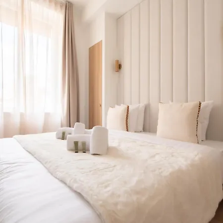 Chic Flat In Center Paris