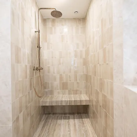 Chic Flat In Center *