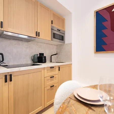 Chic Flat In Center Daire