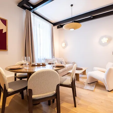 Chic Flat In Center *