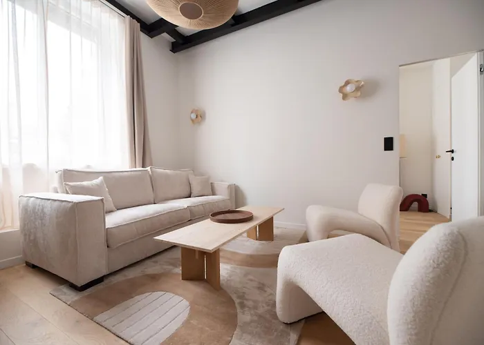 Chic Flat In Center *