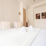 Chic Flat In Center Apartment